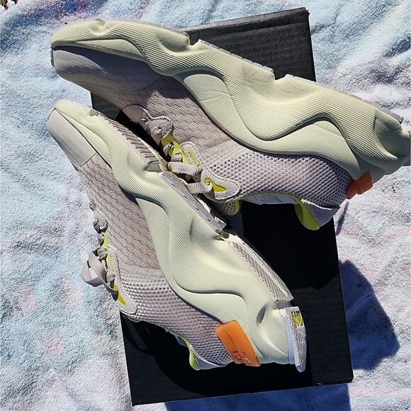 Sorel Kinetic RNGED Lace Knit Yellow Low Top Sneakers Women’s Size 9 - Picture 6 of 9